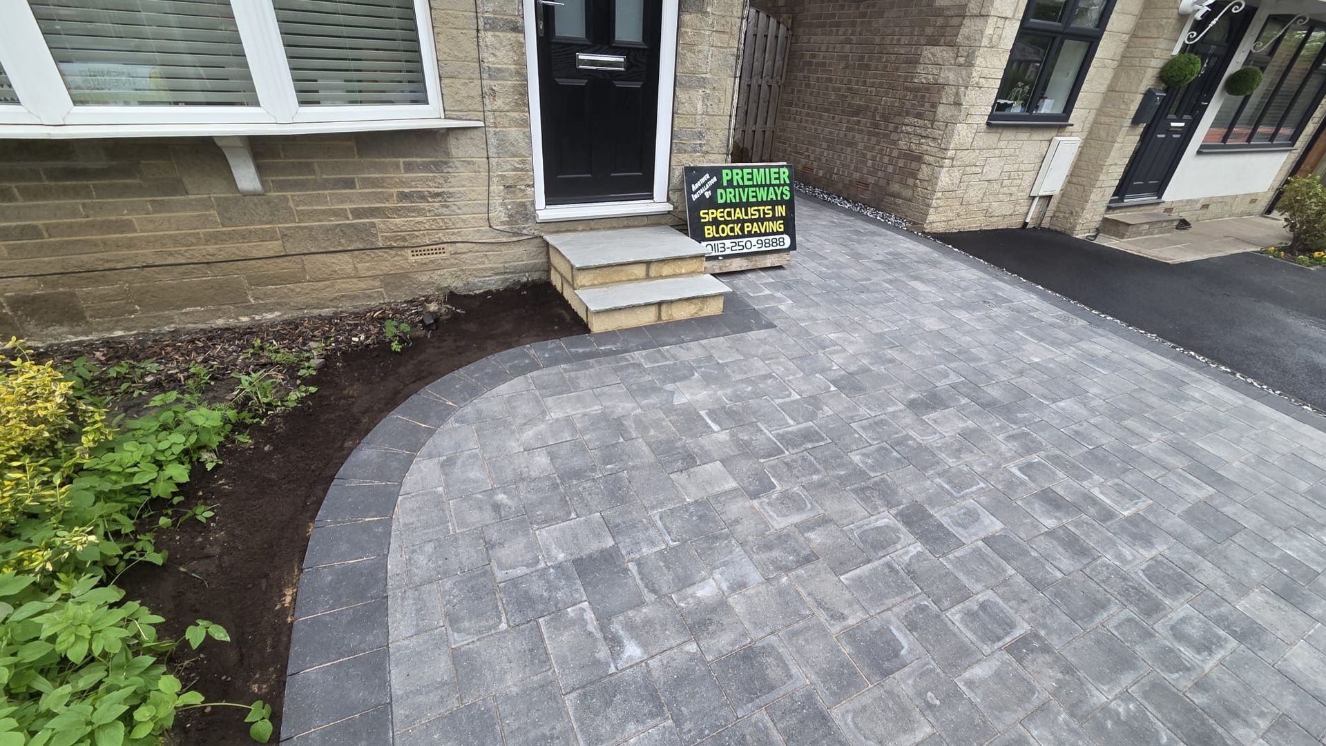 Positano Granite driveway with Charcoal border in Calverley
