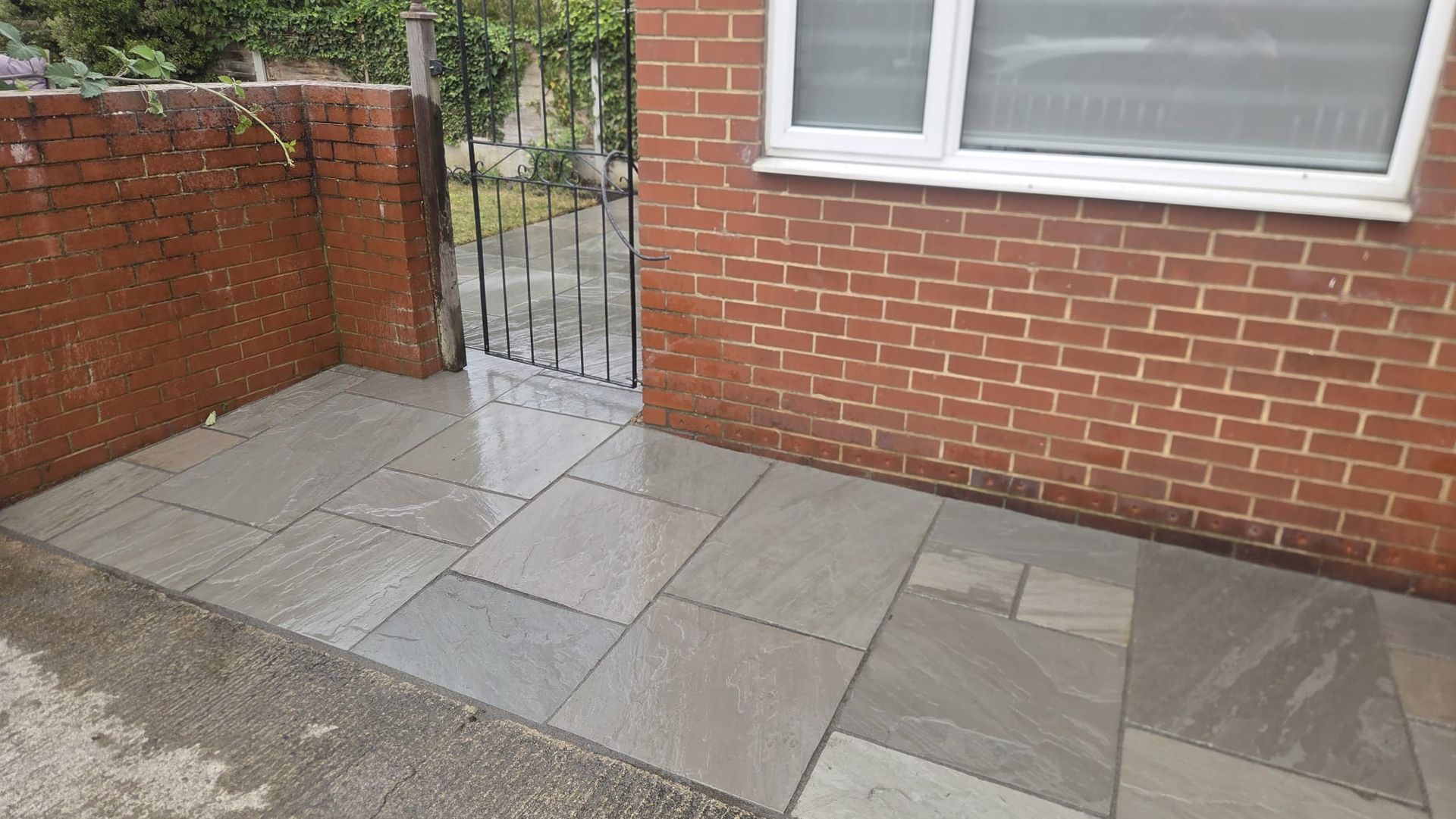 Kandla Grey Indian stone flag paving in Wortley