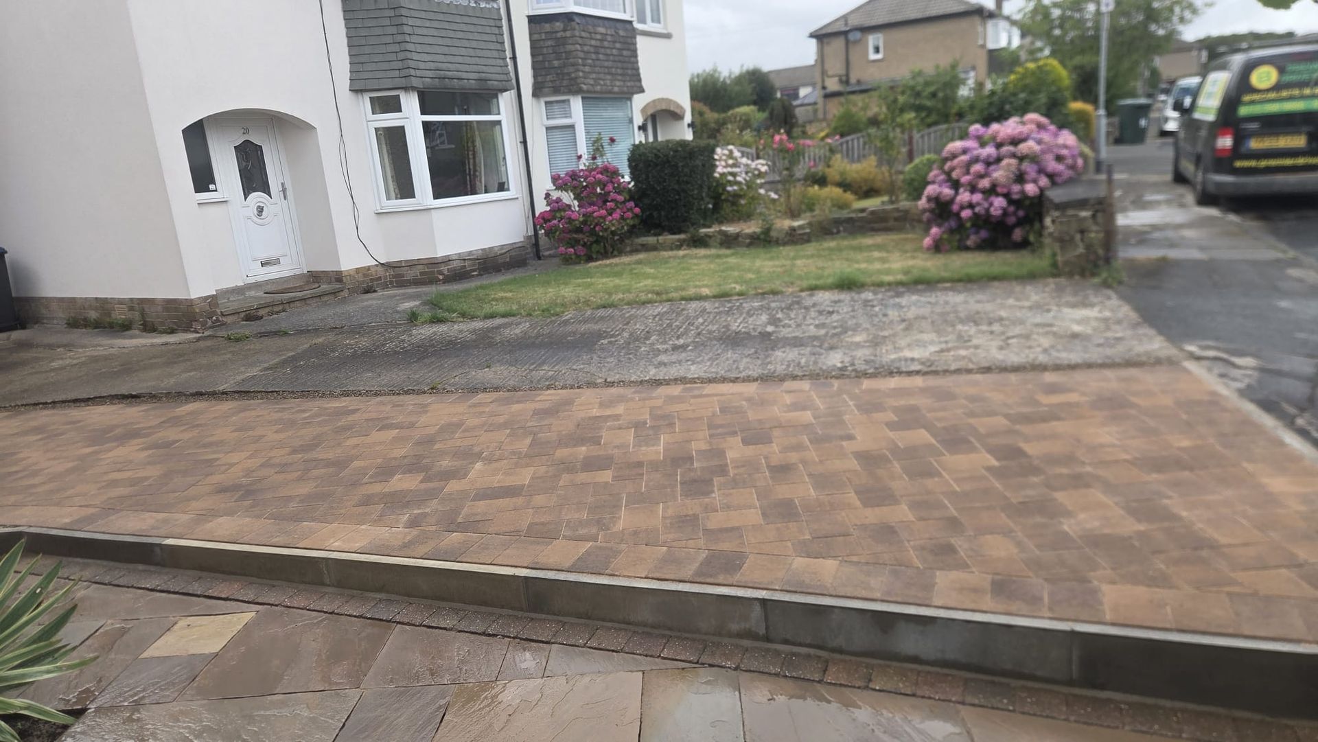 Plaspave Positano Peakstone driveway in Eldwick