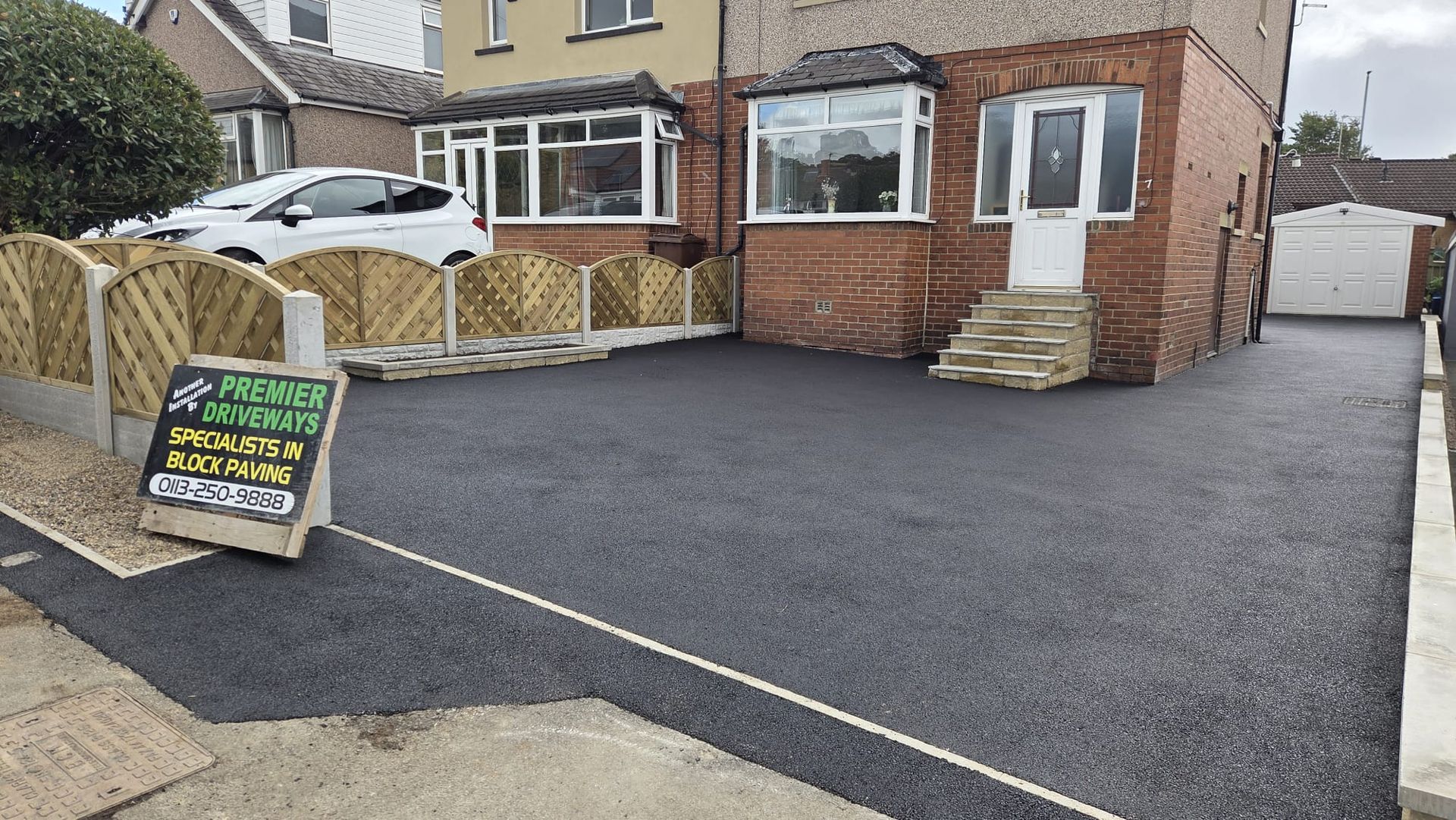 Completed tarmac driveway in Yeadon