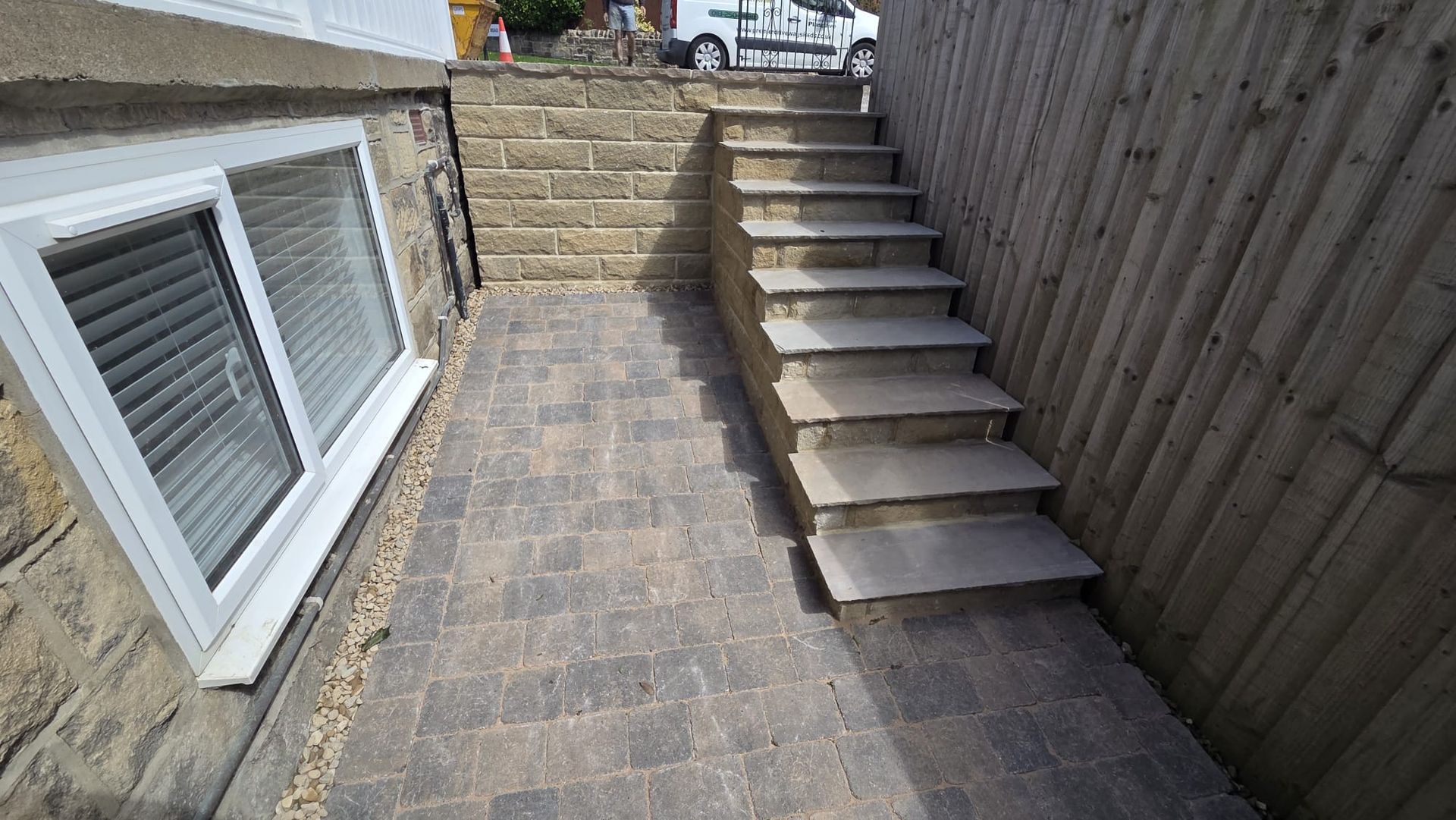 Sorrento Sarsen Stone driveway with retaining wall and steps in Yeadon