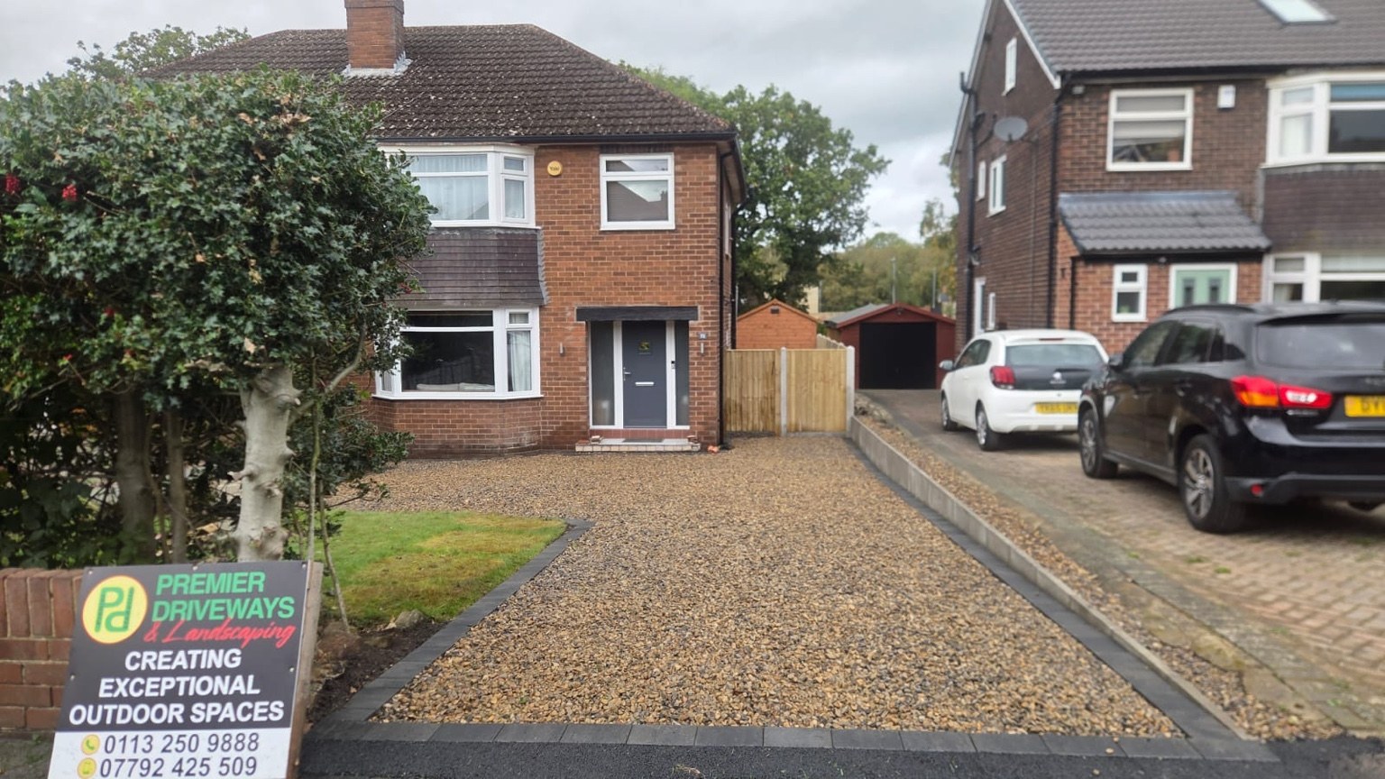 Completed Cookridge gravel driveway and new gate