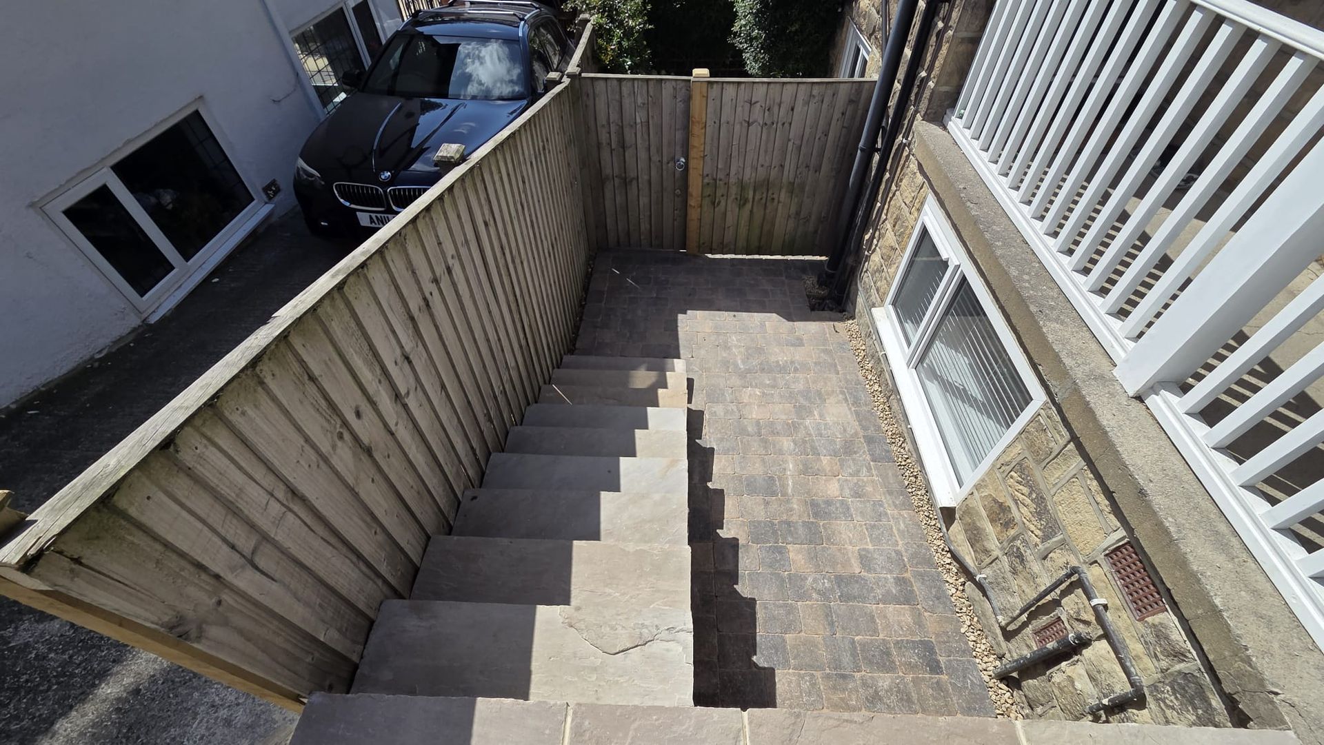 Sorrento Sarsen Stone driveway with retaining wall and steps in Yeadon