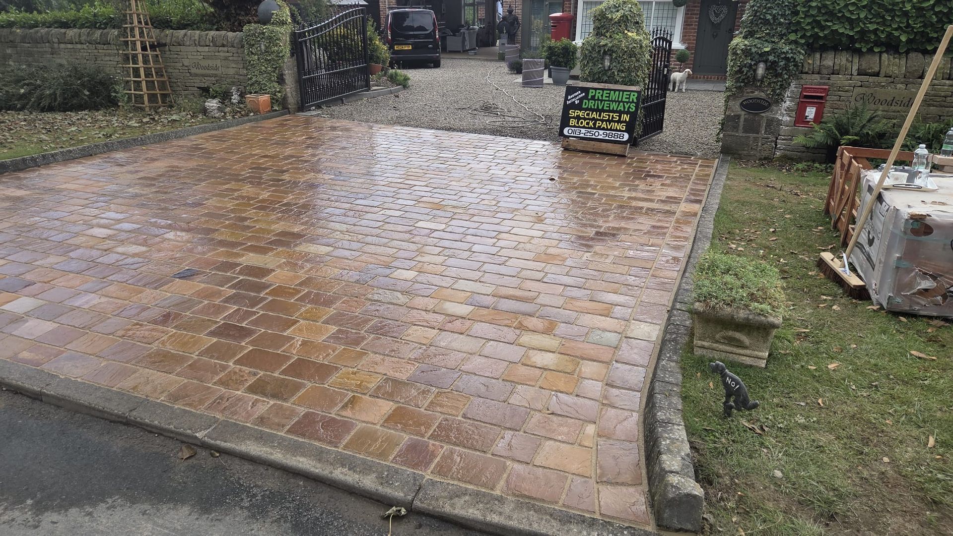 Raj Blend Indian stone with 50mm cobbles in Harrogate Follifoot